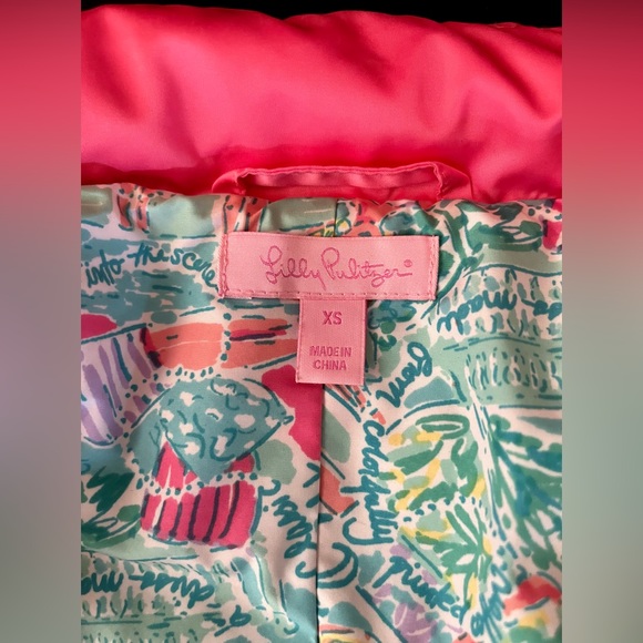 Lily Pulitzer Isabella Flamingo Pink Down Vest Size XS, Like new! - Picture 5 of 9